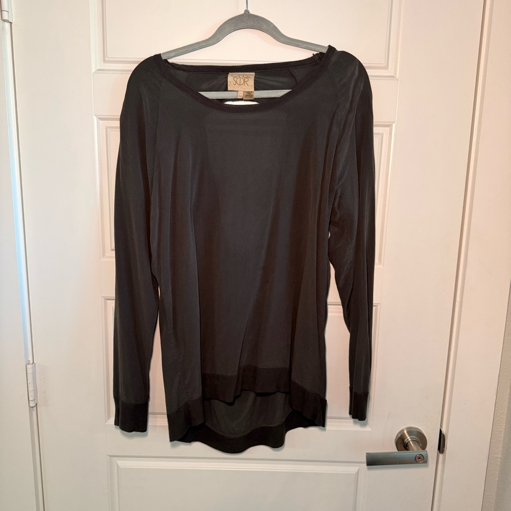 Chaser 100% Silk Charcoal Open Back Blouse Women XL Long Sleeve Top